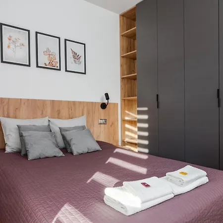 Romanowicza Elegant Place *