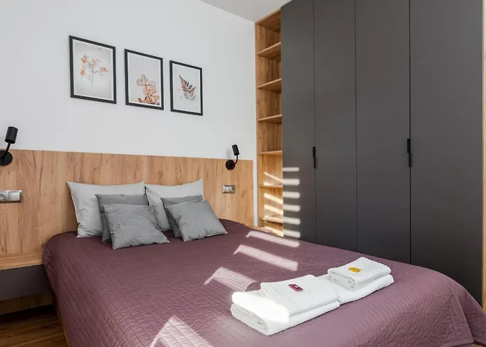 Romanowicza Elegant Place *