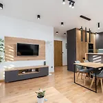 Romanowicza Elegant Place Apartment Krakau