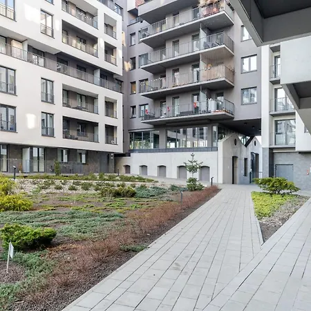 Romanowicza Elegant Place アパート